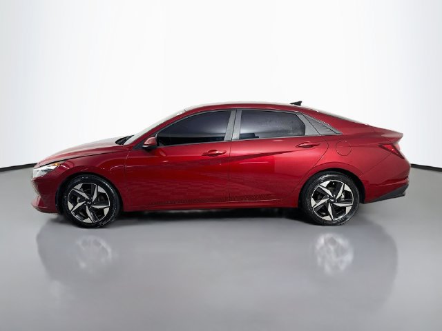 Used 2023 Hyundai Elantra SEL w/ Convenience Package FWD image 6