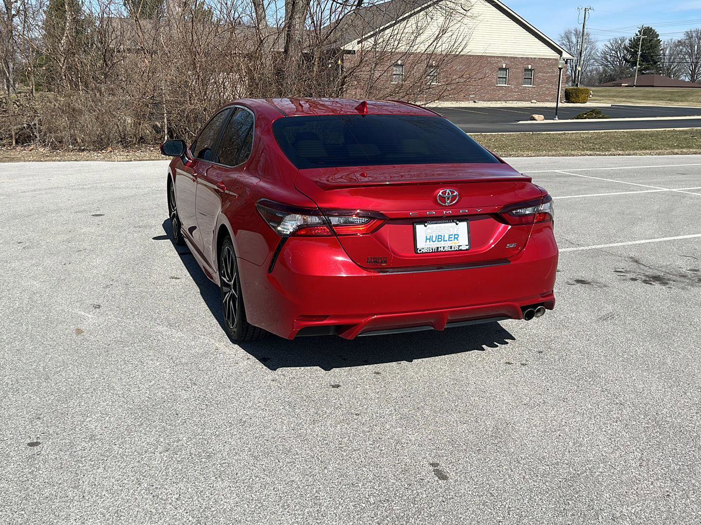 Used 2021 Toyota Camry SE w/ Cold Weather Package image 3
