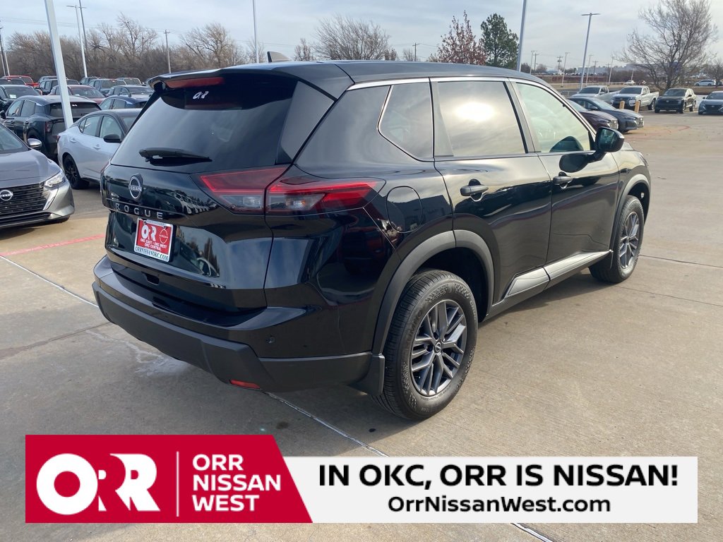 Used 2026 Nissan Rogue S image 5