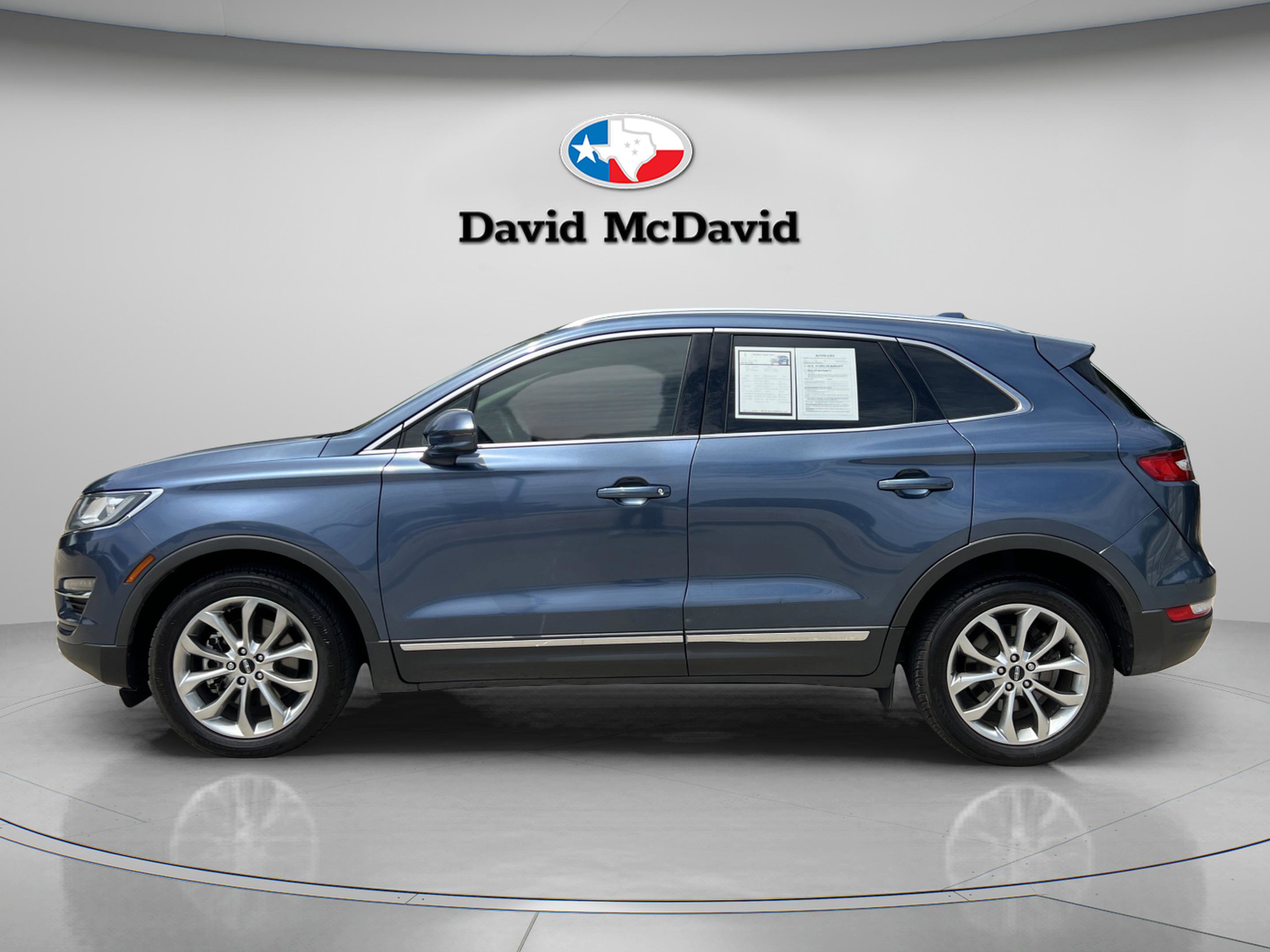 Used 2018 Lincoln MKC Select w/ Select Plus Package FWD image 4