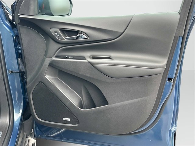 Used 2024 Chevrolet Equinox Premier image 23
