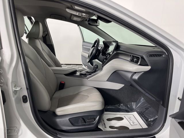Used 2023 Toyota Camry XSE image 37