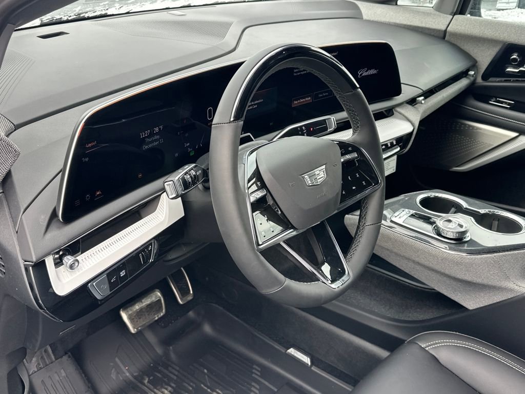 New 2026 Cadillac Optiq Sport 1 image 17