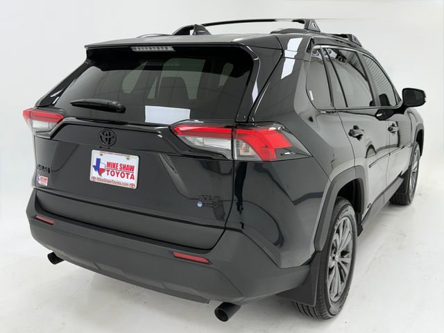 Used 2025 Toyota RAV4 XLE Premium AWD/4WD image 40