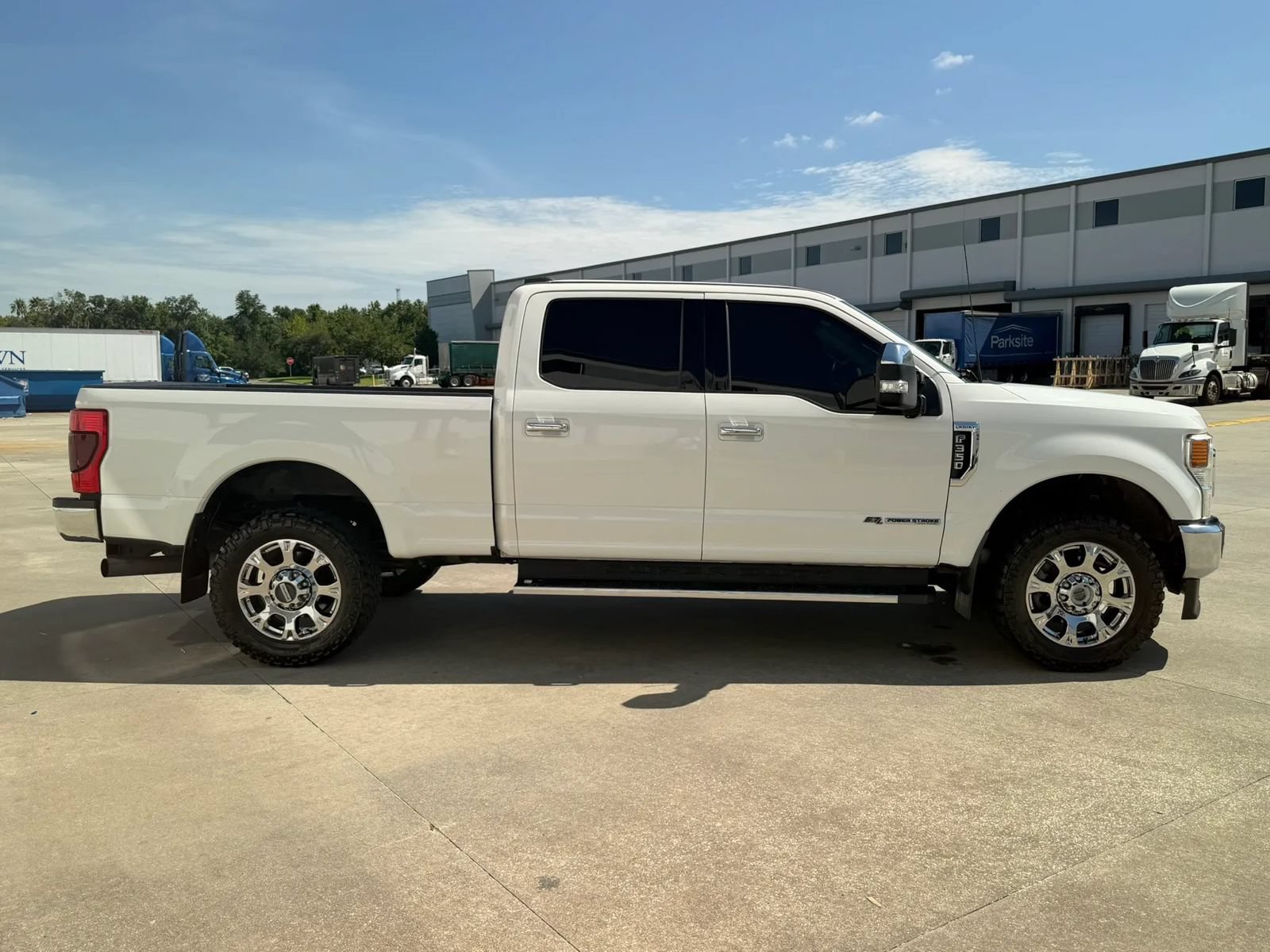 Used 2020 Ford F350 Lariat w/ Chrome Package AWD/4WD image 6