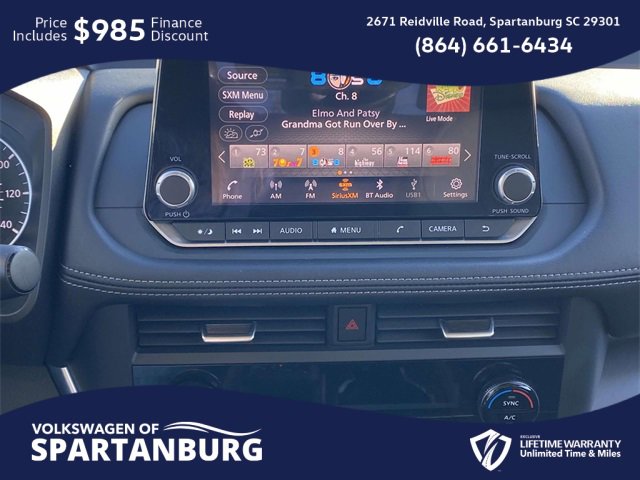 Used 2024 Nissan Rogue SV image 26