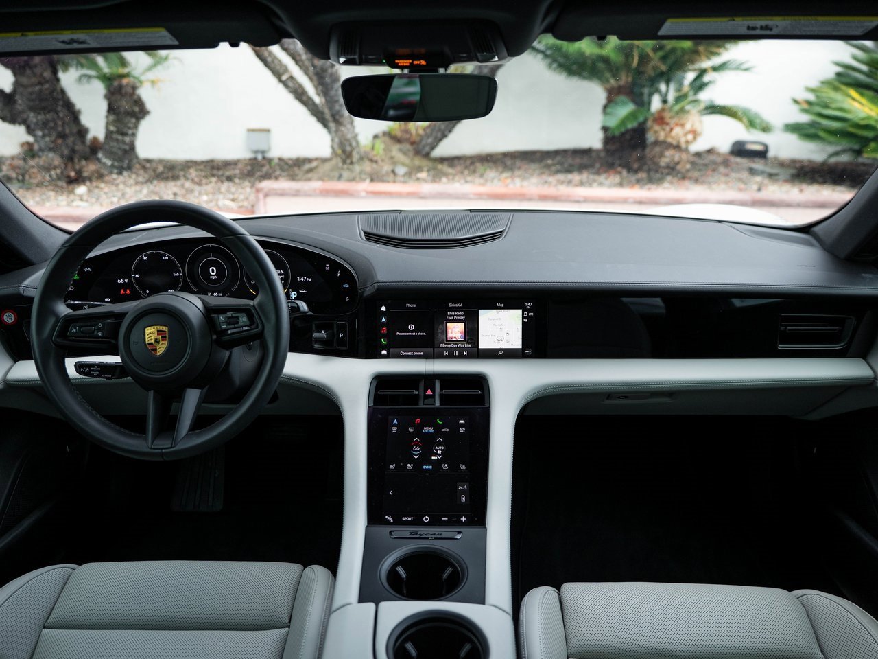 Used 2020 Porsche Taycan 4S image 16