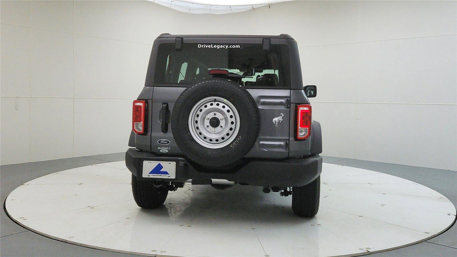 New 2025 Ford Bronco 4-Door image 7