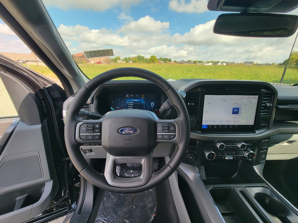 New 2025 Ford F150 XLT image 16