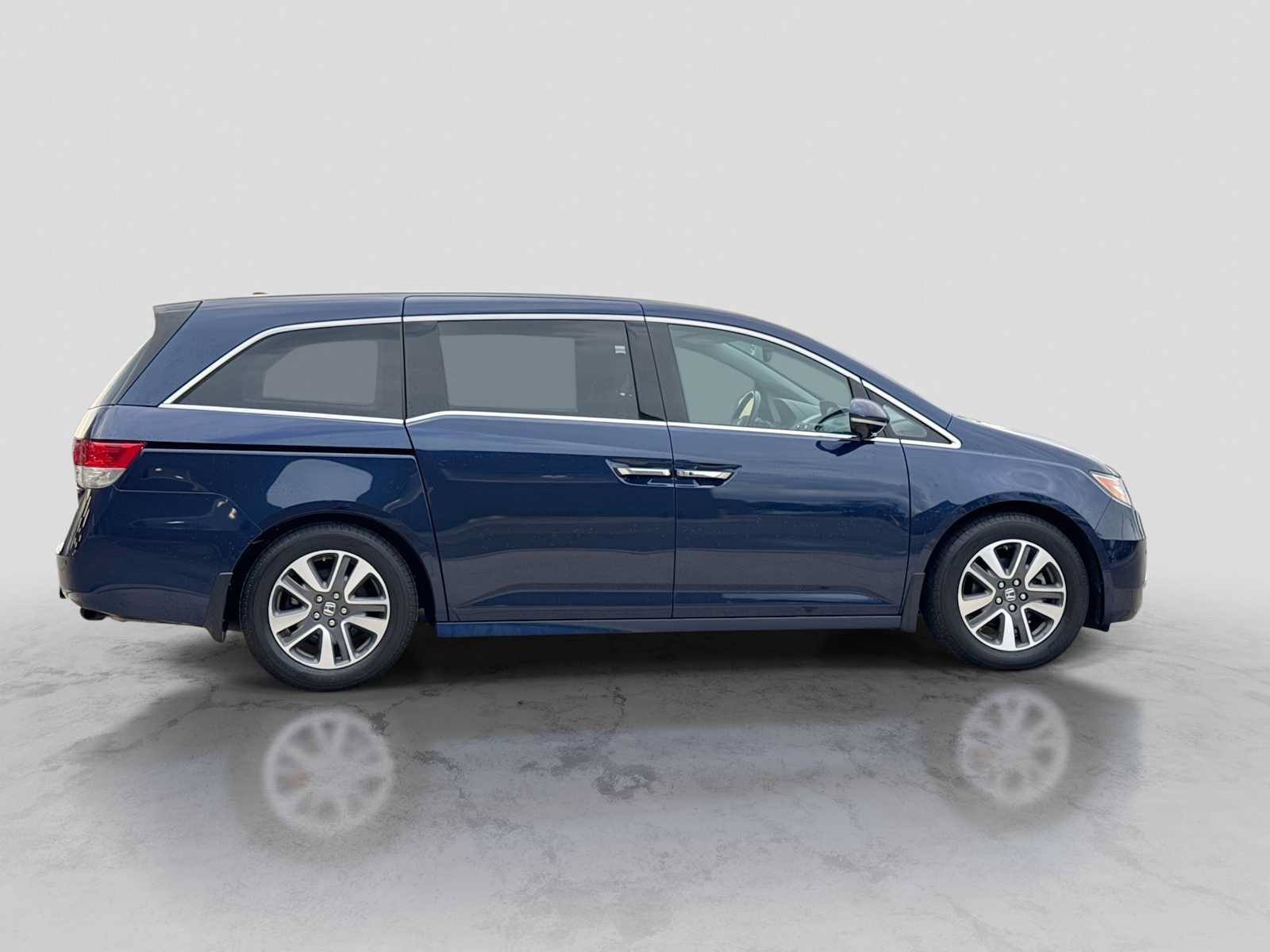 Used 2017 Honda Odyssey Touring image 7