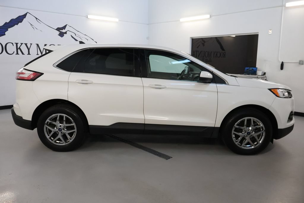 Used 2021 Ford Edge SEL w/ Convenience Package AWD/4WD image 8