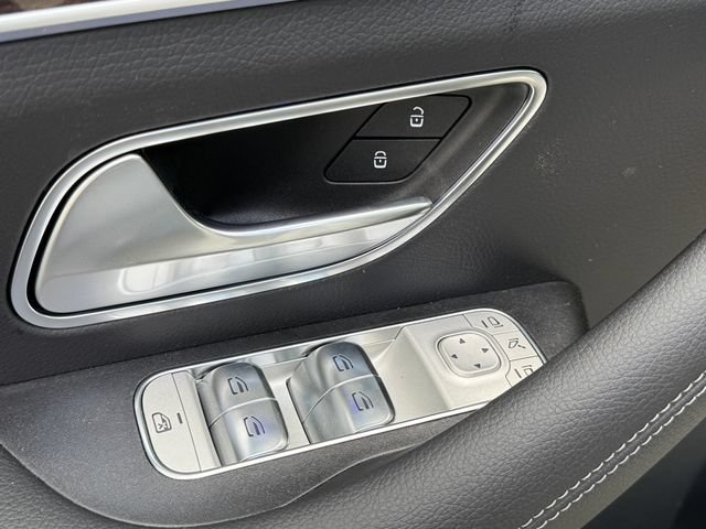 New 2025 Mercedes-Benz GLS 450 4MATIC image 16