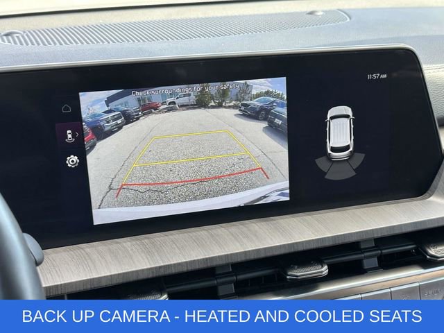 Used 2024 Kia Telluride EX w/ EX Captain's Chair Package image 4