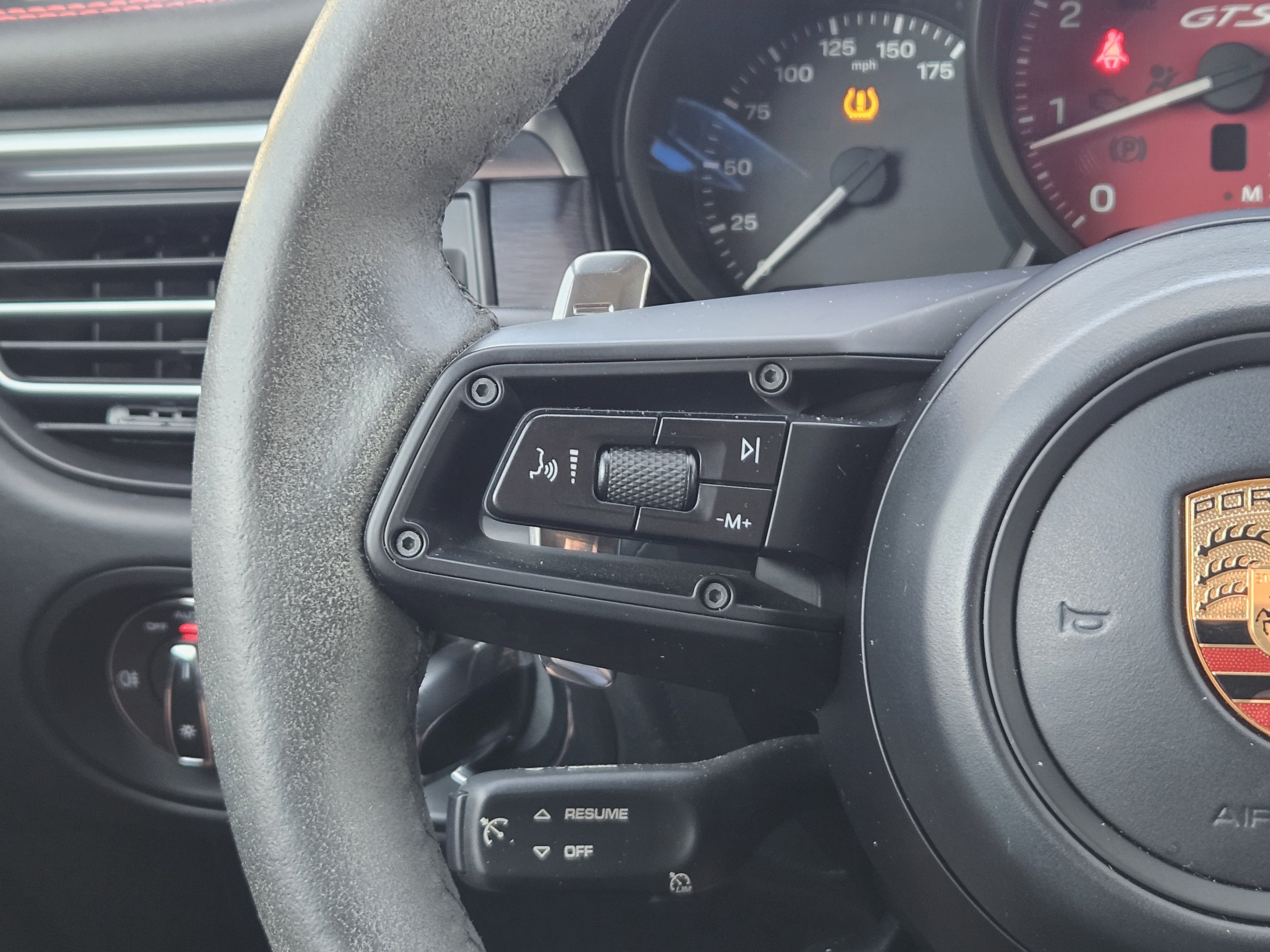Certified 2022 Porsche Macan GTS AWD/4WD image 26