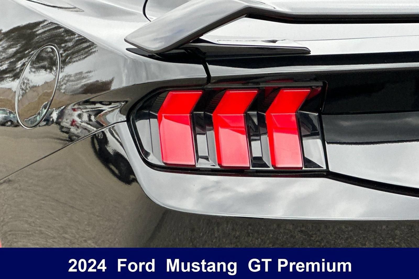 Used 2024 Ford Mustang GT Premium RWD image 38