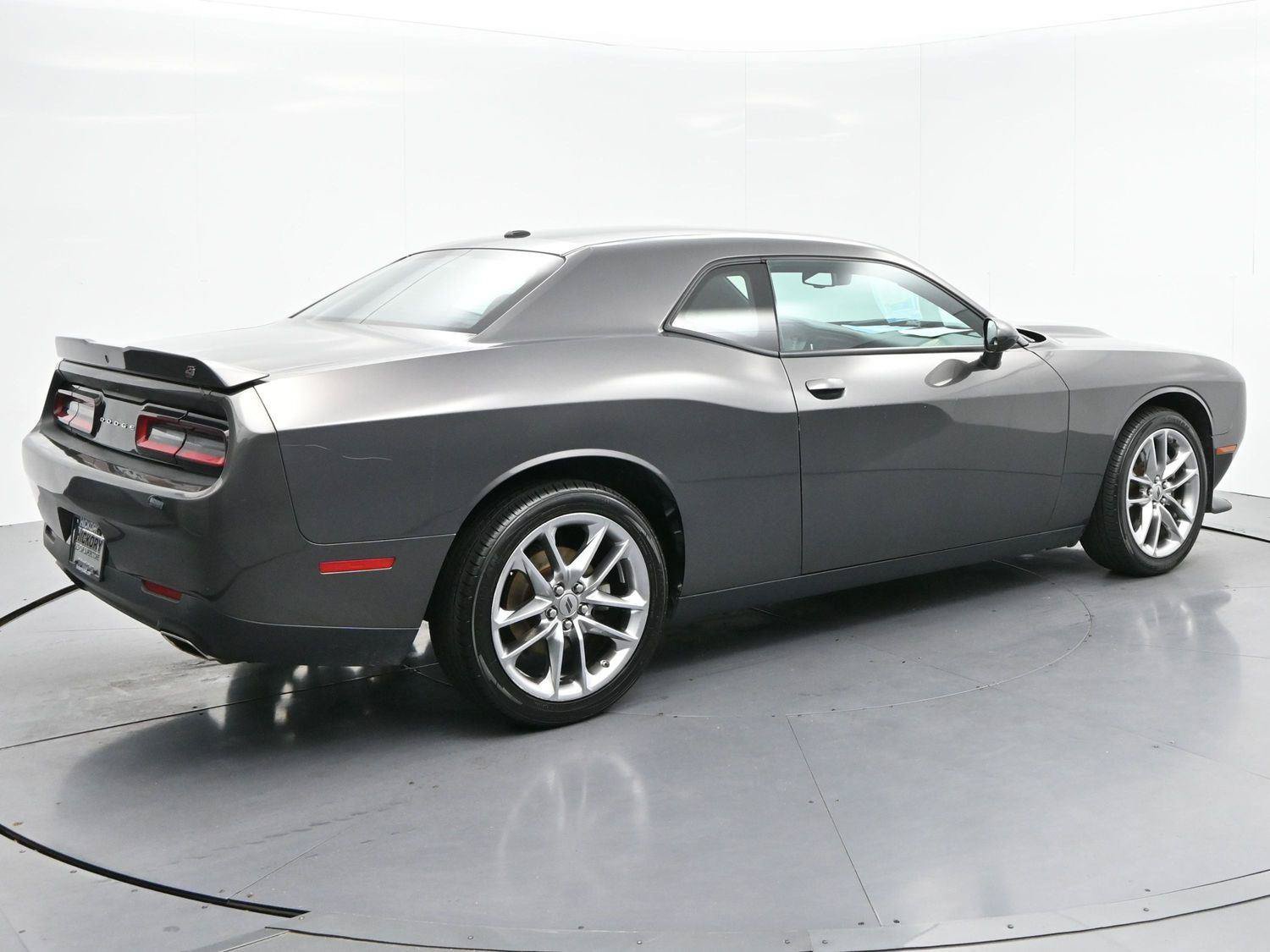 Used 2022 Dodge Challenger GT AWD/4WD image 7