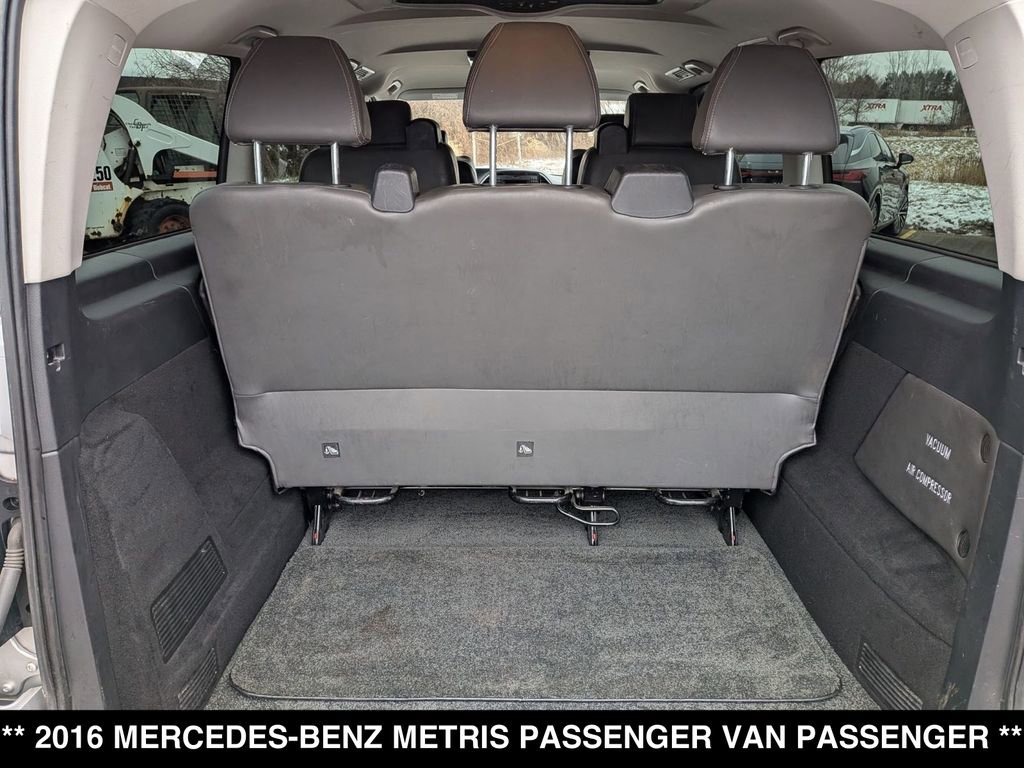 Used 2016 Mercedes-Benz Metris Passenger image 27