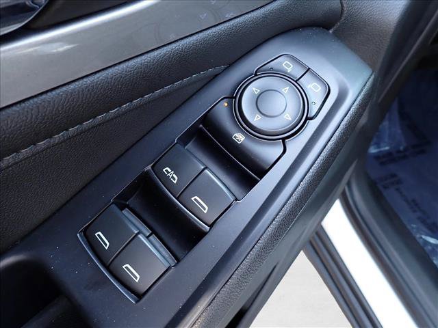 Used 2022 Chevrolet Traverse LT AWD/4WD image 17