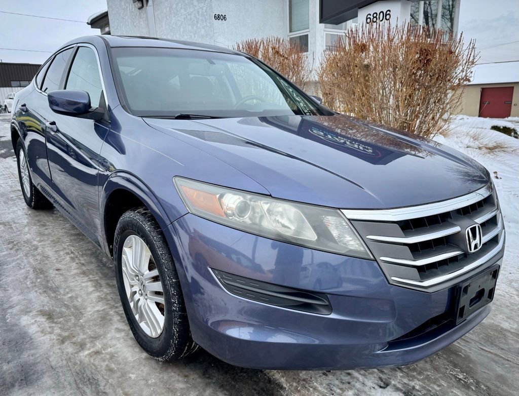 Used 2012 Honda Crosstour EX image 2