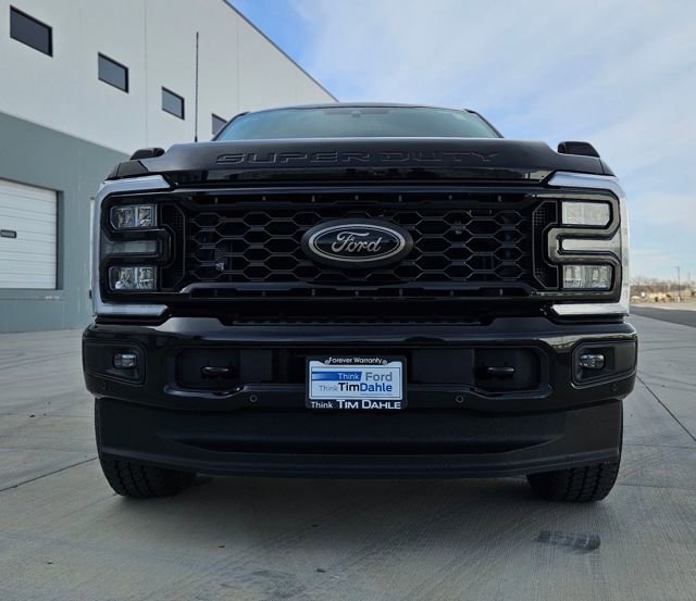 New 2026 Ford F350 Lariat w/ Black Appearance Package image 2