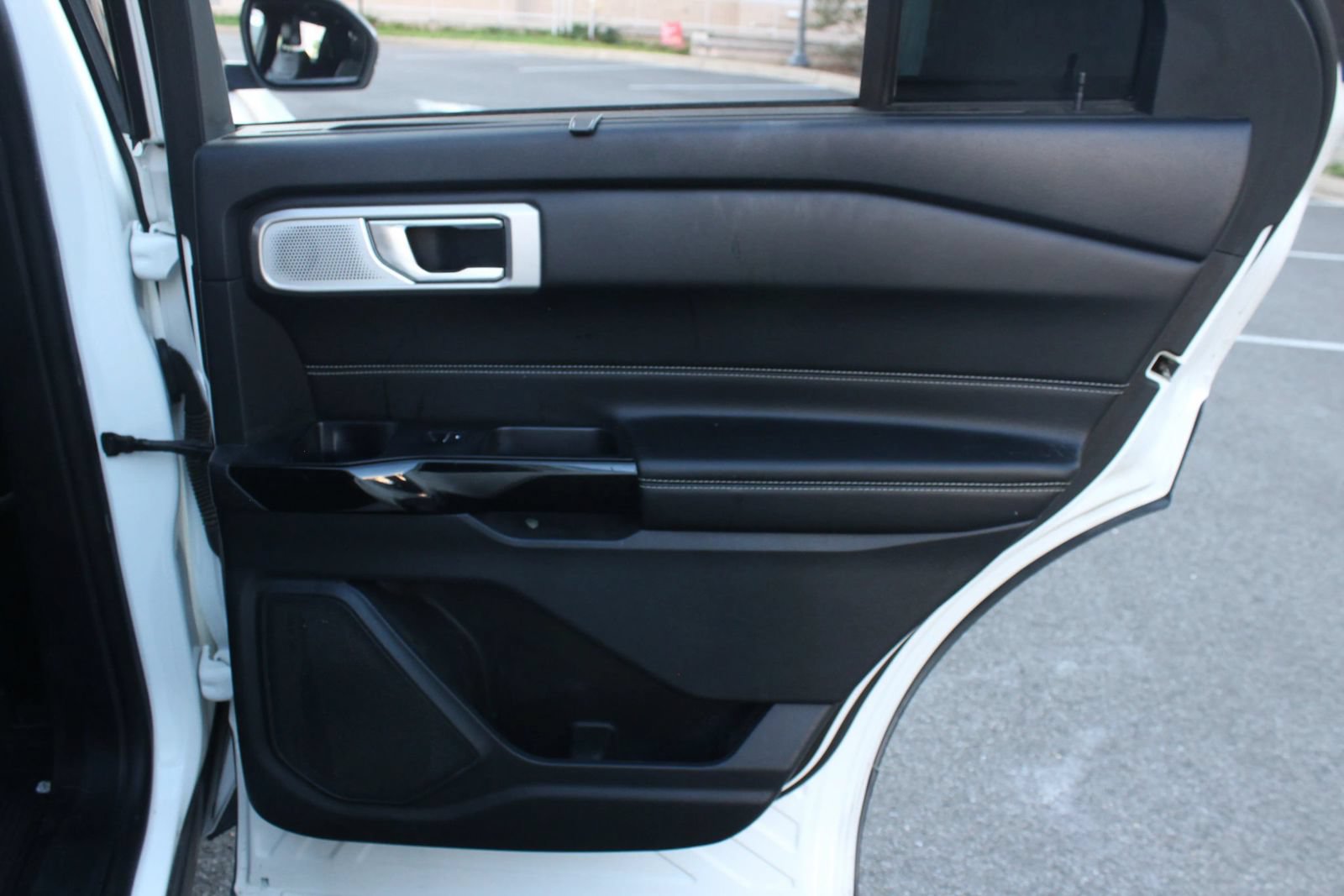 Used 2022 Ford Explorer ST w/ Equipment Group 401A AWD/4WD image 21