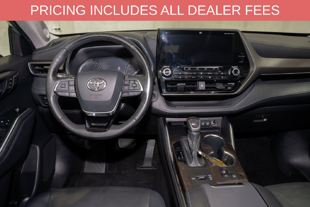 Used 2021 Toyota Highlander Limited FWD image 7