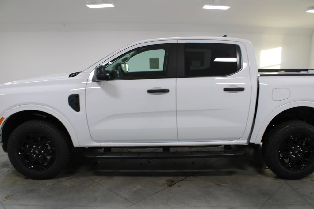 New 2025 Ford Ranger XLT w/ Black Appearance Package image 5