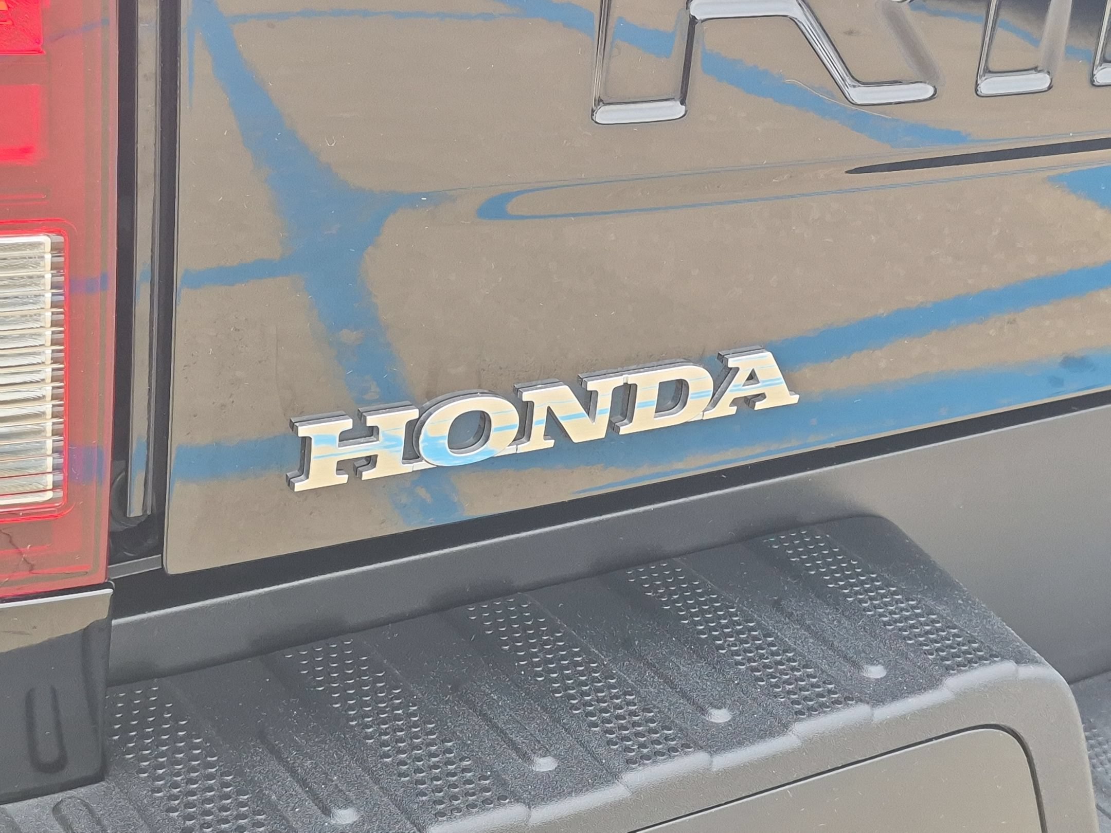 Certified 2025 Honda Ridgeline Black Edition image 29