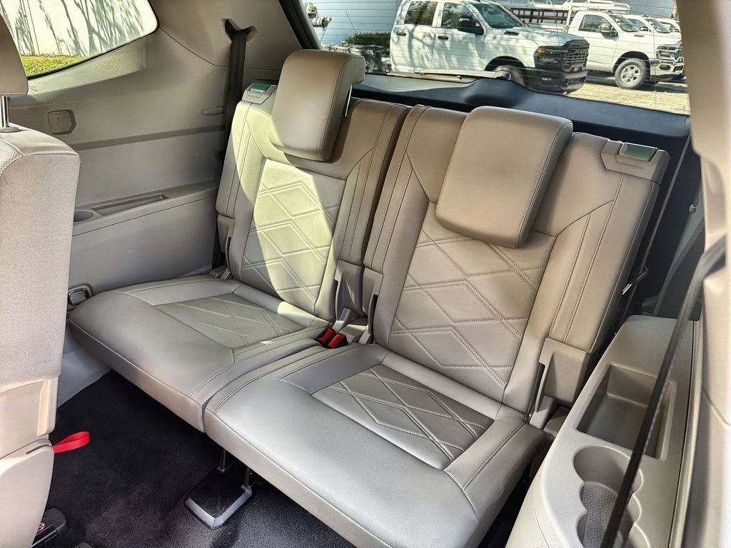 Used 2024 Volkswagen Atlas SE image 24