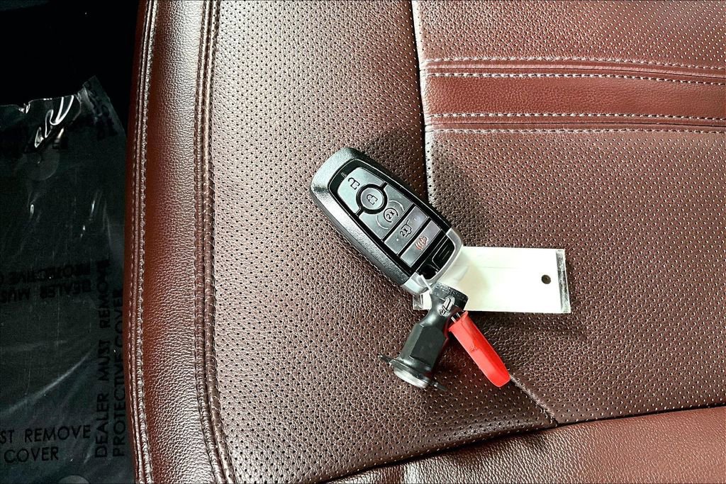 Used 2023 Ford Expedition Max Limited image 10