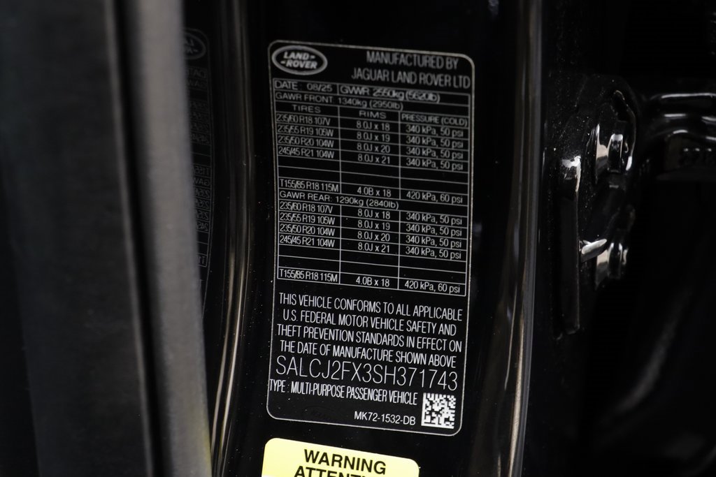 New 2025 Land Rover Discovery Sport S image 25