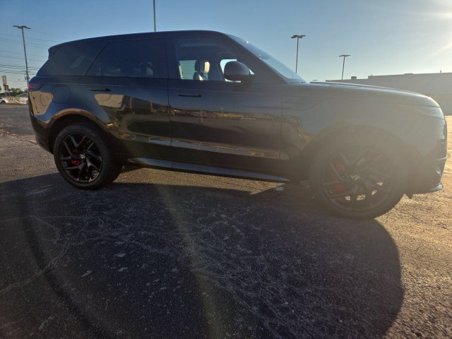 Used 2023 Land Rover Range Rover Sport SE Dynamic AWD/4WD image 9