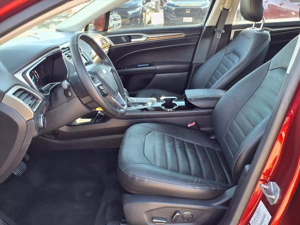 Used 2014 Ford Fusion SE w/ Equipment Group 202A image 17