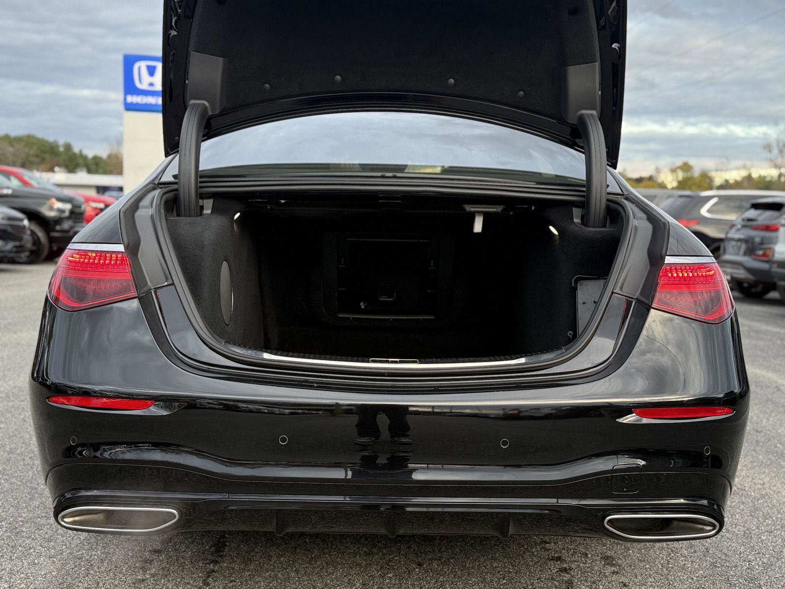 Used 2022 Mercedes-Benz S 580 4MATIC Sedan image 11