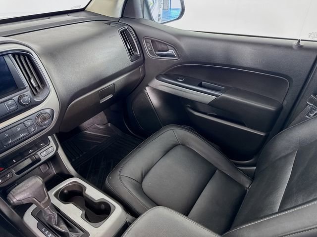 Used 2019 Chevrolet Colorado LT w/ Redline Special Edition AWD/4WD image 24