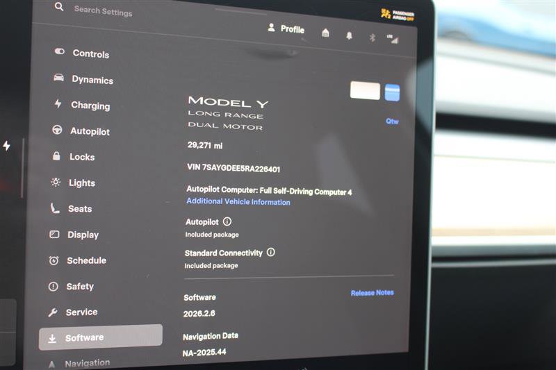 Used 2024 Tesla Model Y Long Range image 19