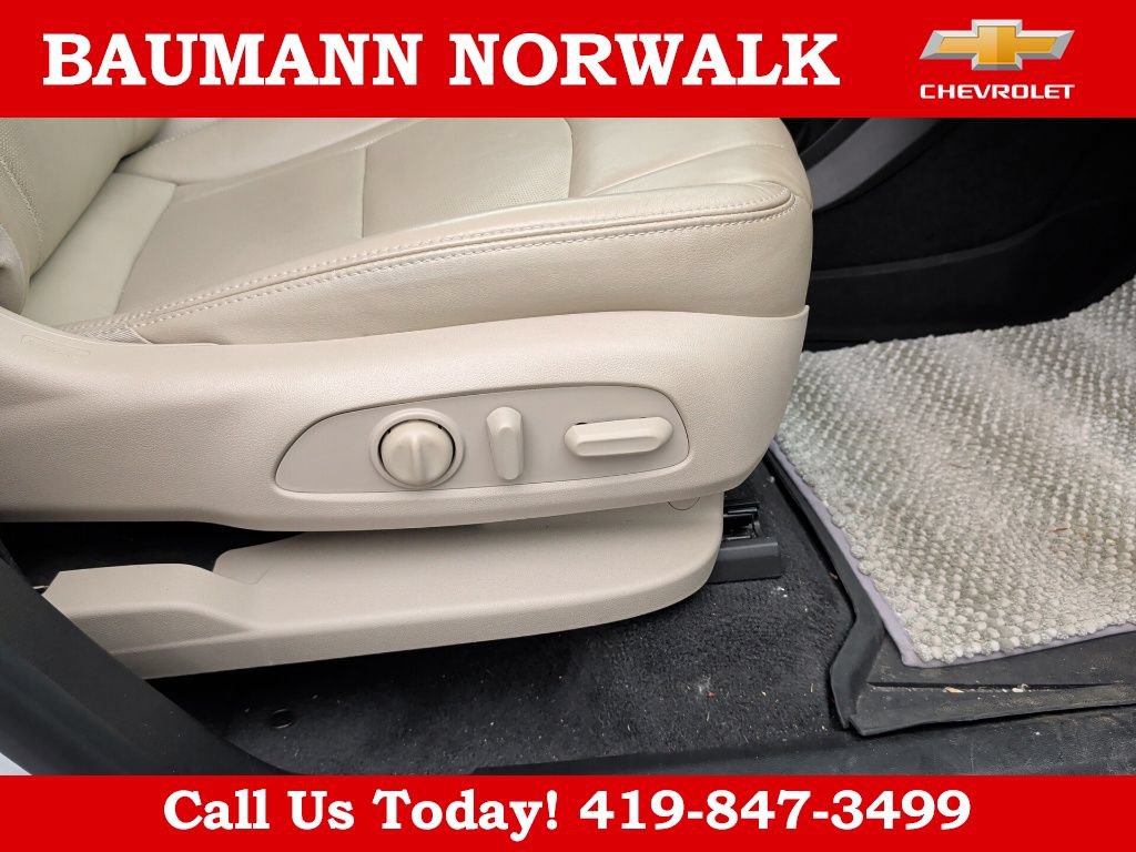 Used 2019 Buick Enclave Premium w/ LPO, Luxury Package AWD/4WD image 24