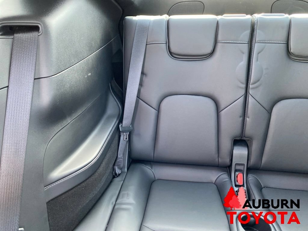 Used 2025 Tesla Model Y Long Range AWD/4WD image 16