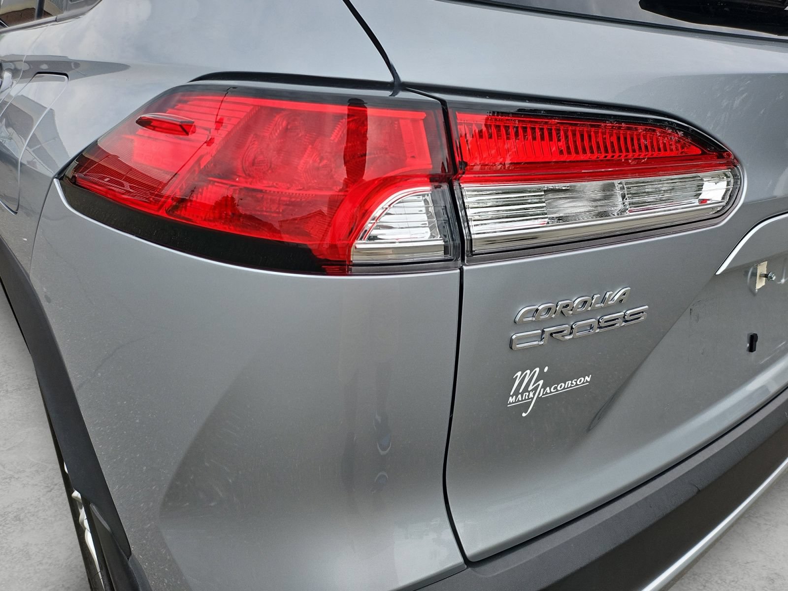 Used 2023 Toyota Corolla Cross LE w/ Moonroof Package FWD image 20