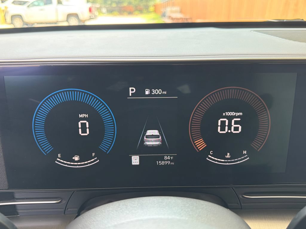 Used 2025 Hyundai Kona SEL FWD image 22