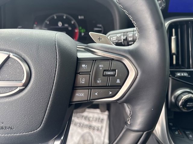 Used 2024 Lexus LX 600 4WD w/ Appearance Package image 12