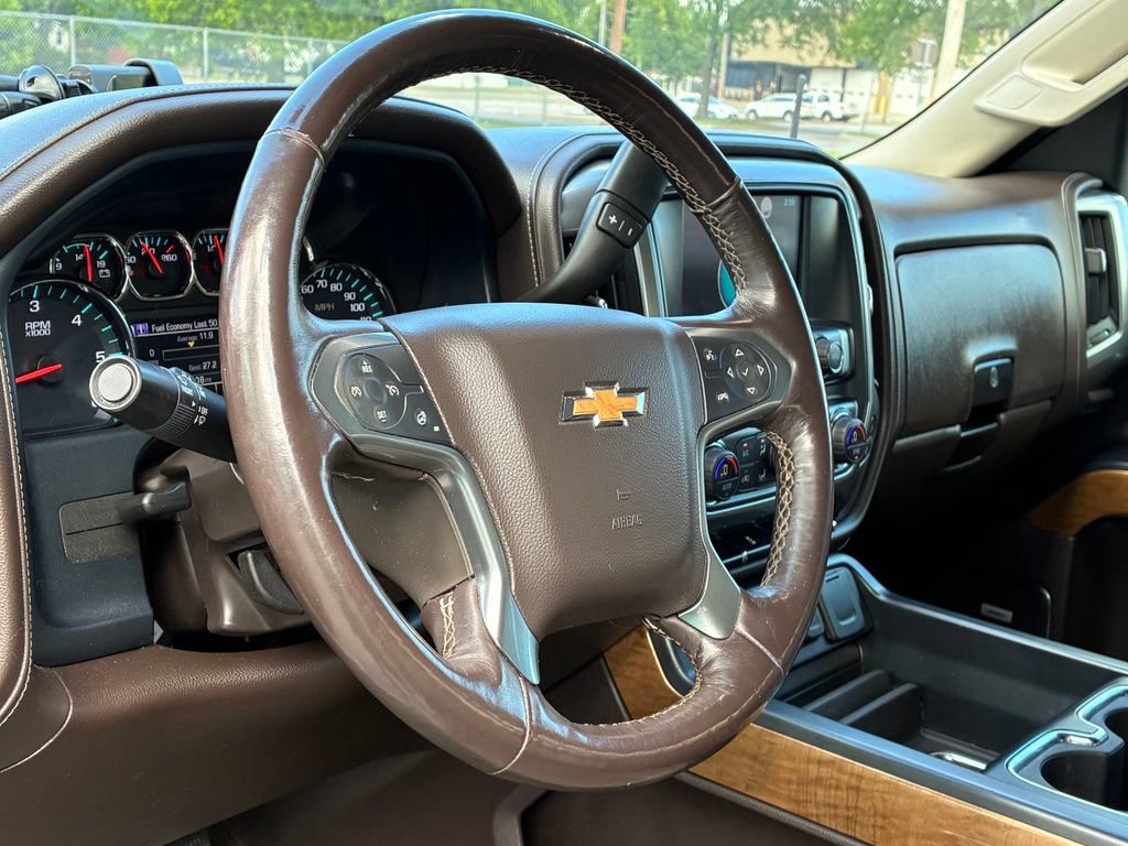 Used 2018 Chevrolet Silverado 1500 LTZ w/ Sport Package AWD/4WD image 15