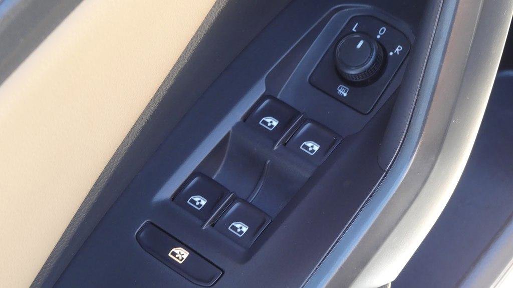 Used 2020 Volkswagen Jetta SEL image 11