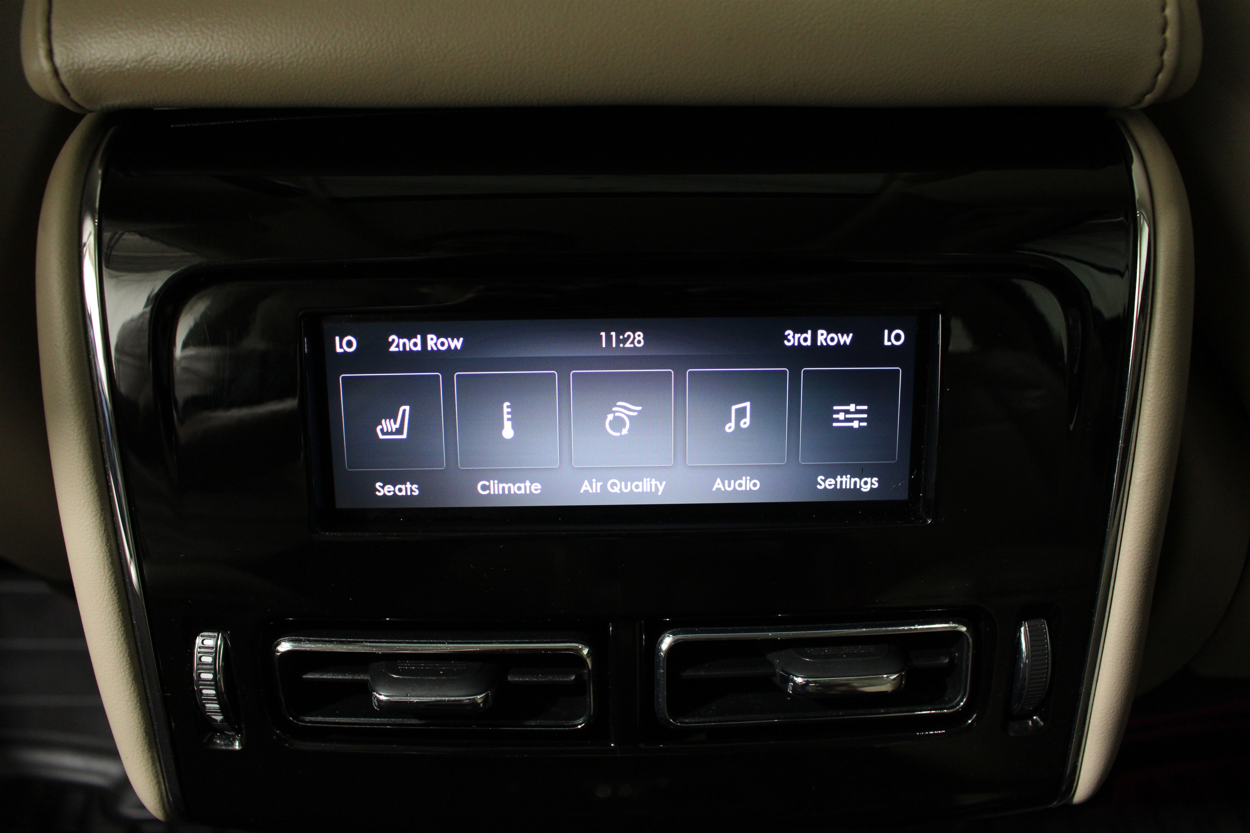Used 2021 Lincoln Aviator Reserve w/ Equipment Group 201A AWD/4WD image 24