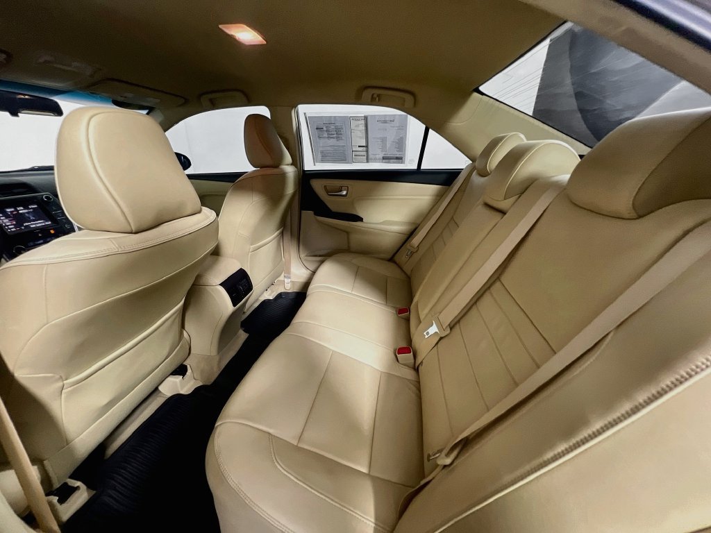 Used 2017 Toyota Camry XLE FWD image 24