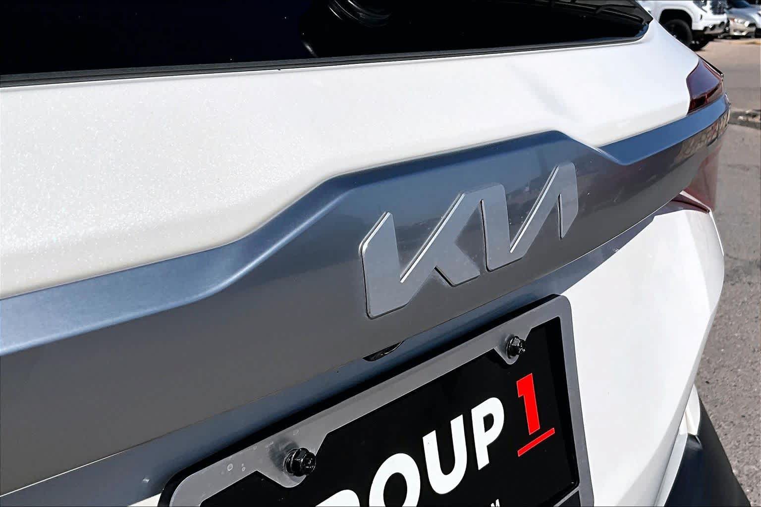 Used 2023 Kia Seltos S w/ Navigation Package FWD image 10