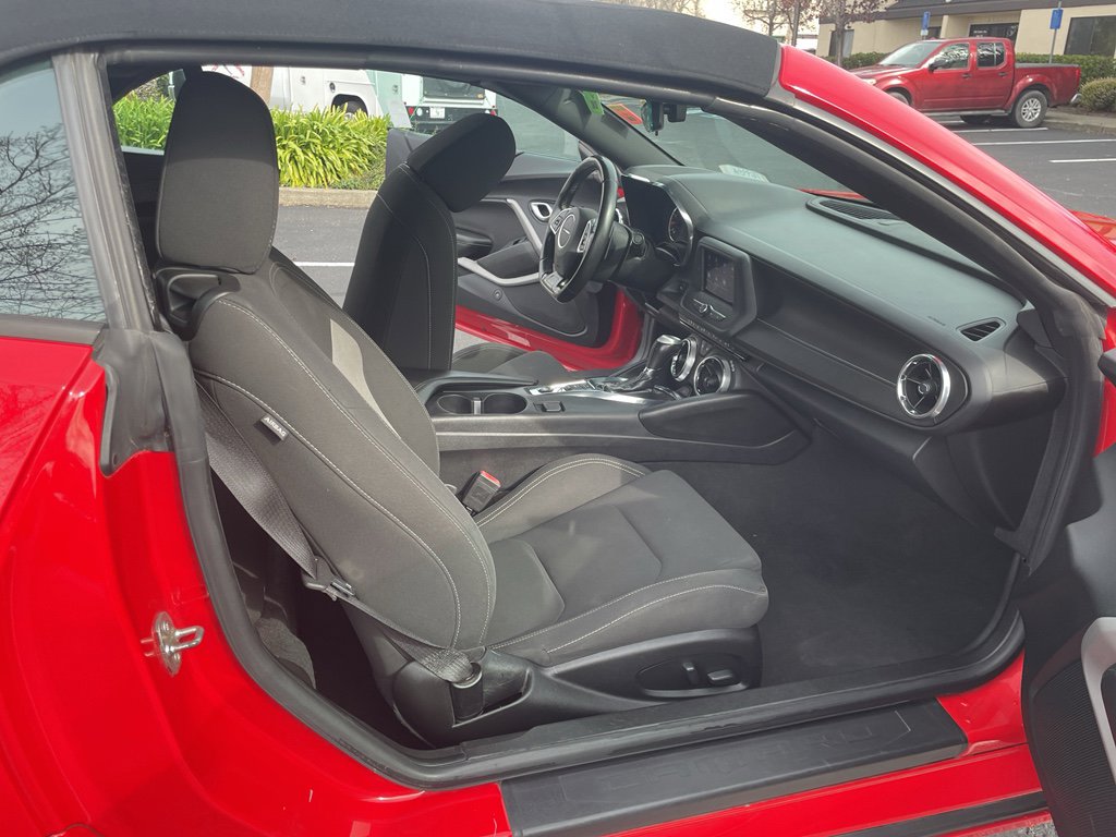 Used 2020 Chevrolet Camaro LT image 52