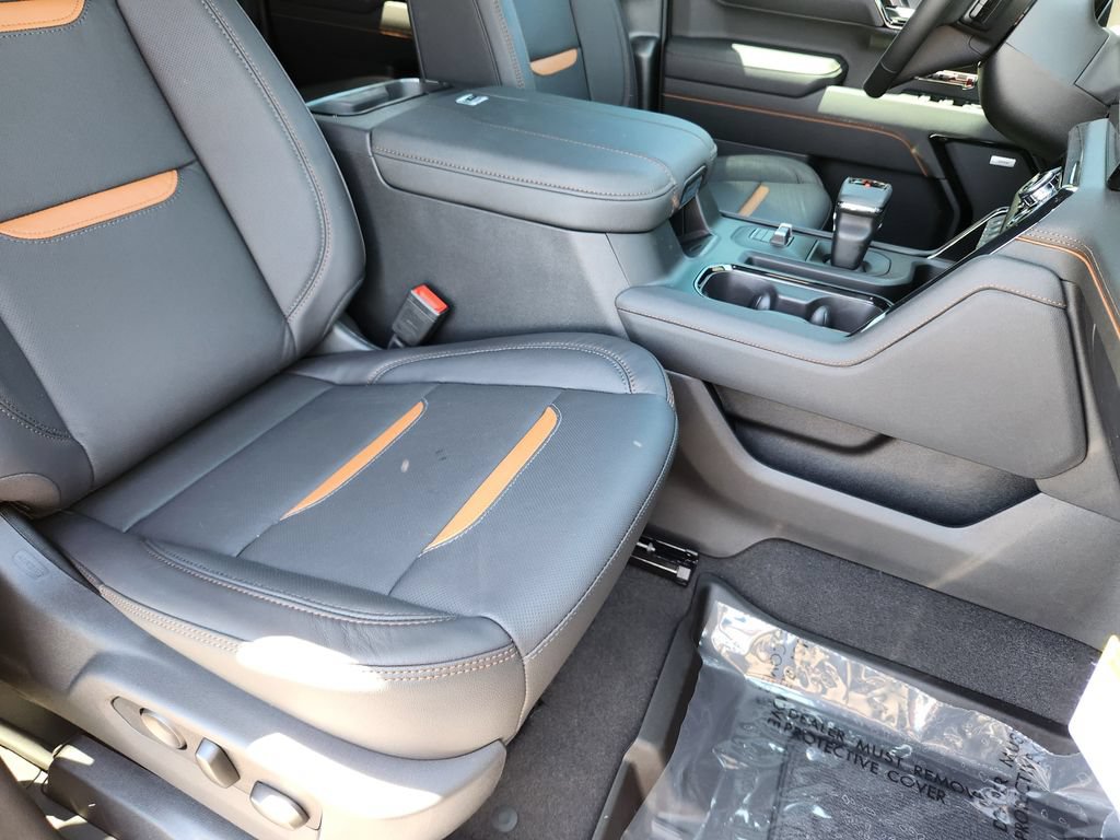 New 2026 GMC Sierra 1500 AT4 w/ AT4 Premium Package AWD/4WD image 15