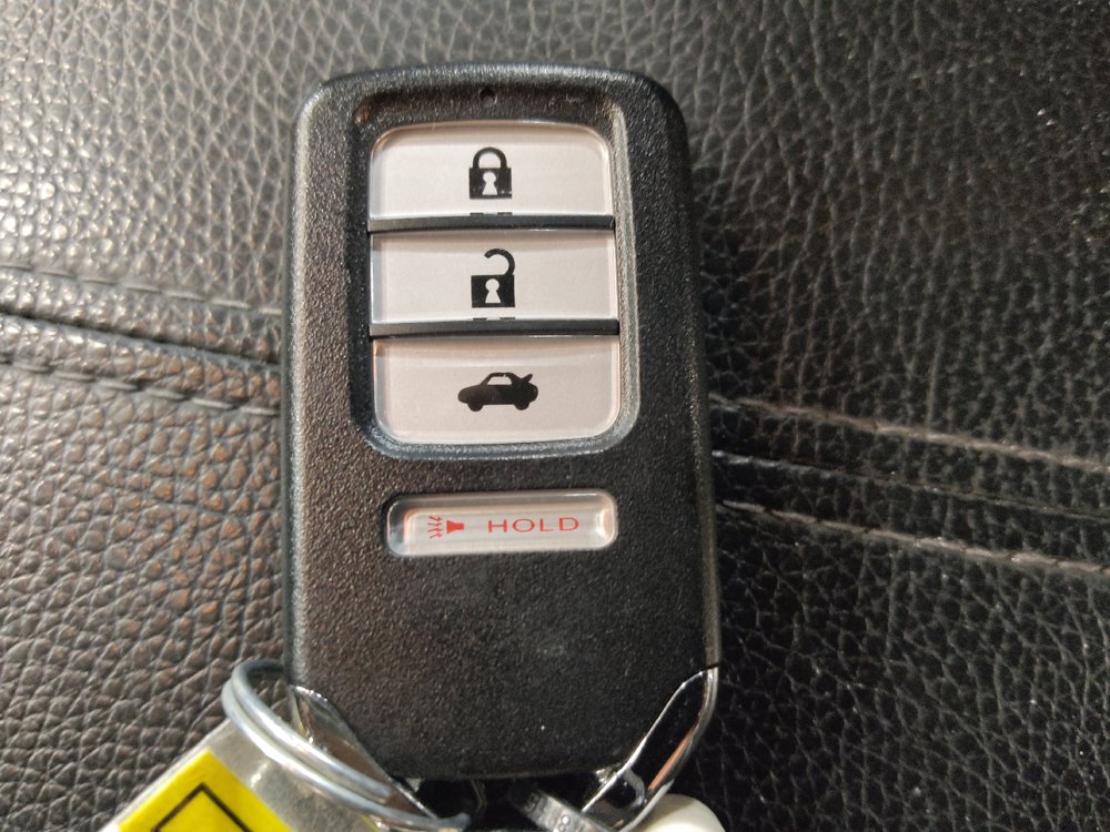 Used 2015 Honda Accord EX-L image 32