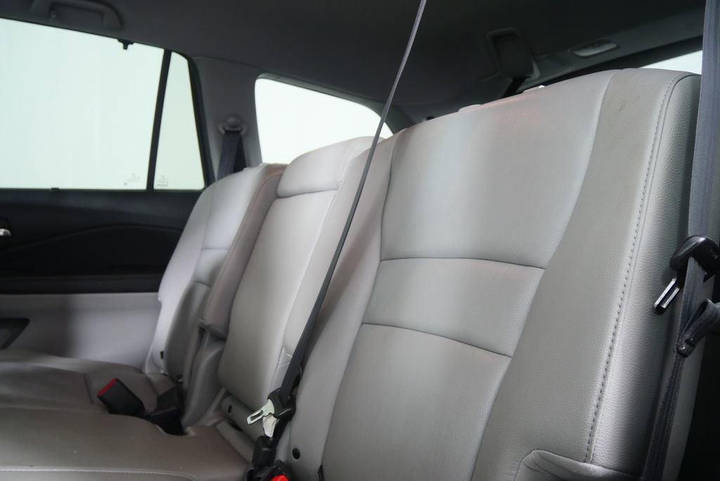 Used 2022 Honda Pilot Touring image 13